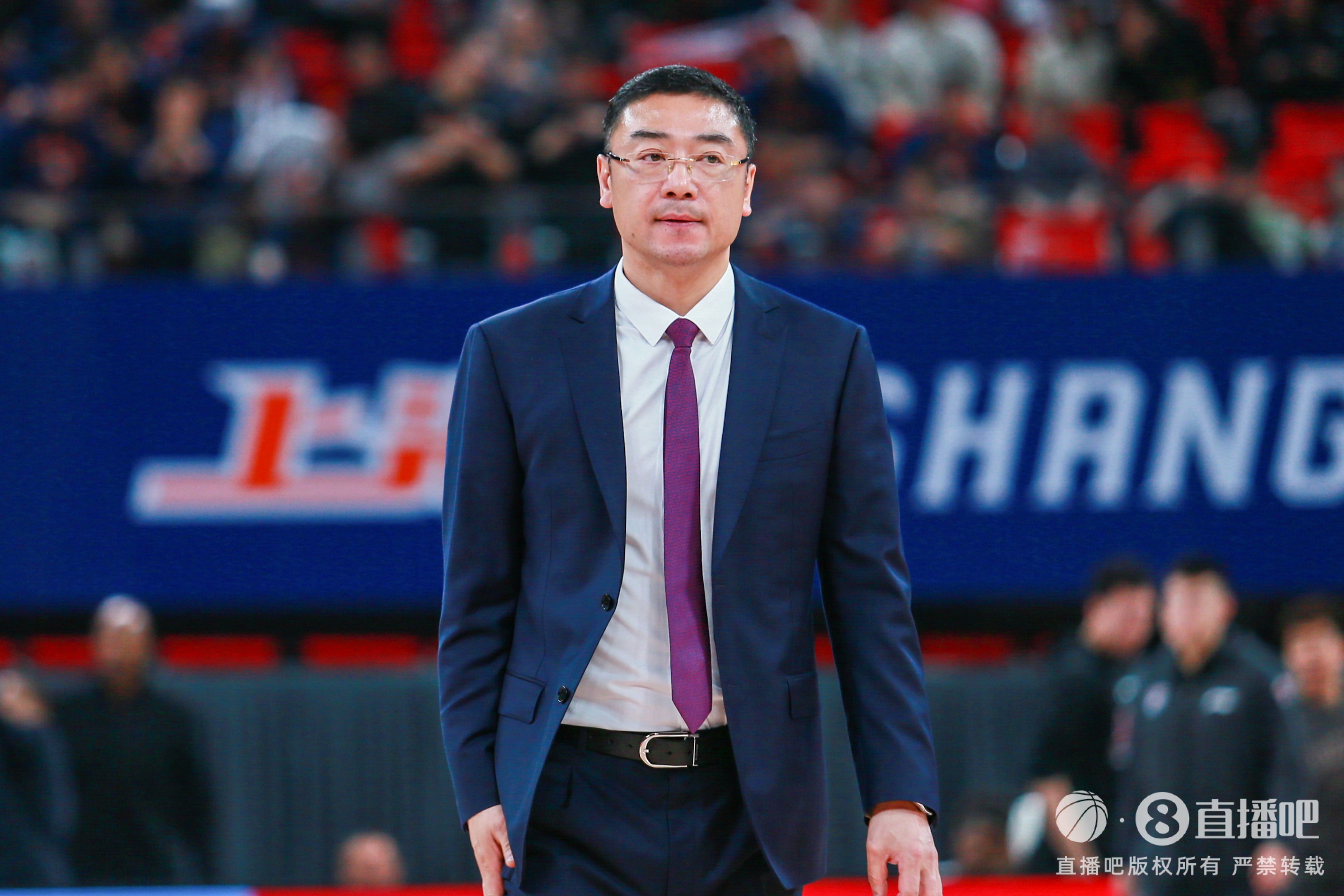 薛思佳：如今的上海男篮已经完成赛季目标 他们像两三年前的浙江